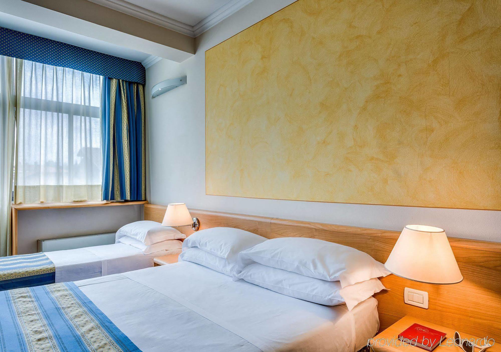 Hotel Continental Brescia Roncadelle ภายนอก รูปภาพ